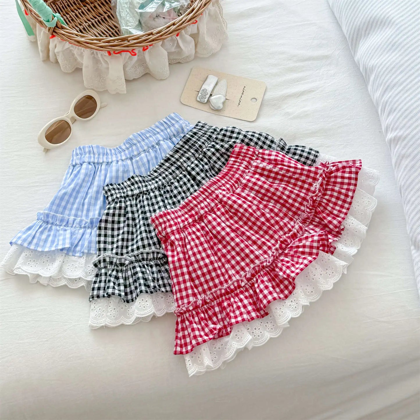 Korean Childrens Girls Short Skirt Summer Stylish Beautiful Plaid Kids Girls Half Skirt Lace Ruched Toddler Girls Cake Skirts