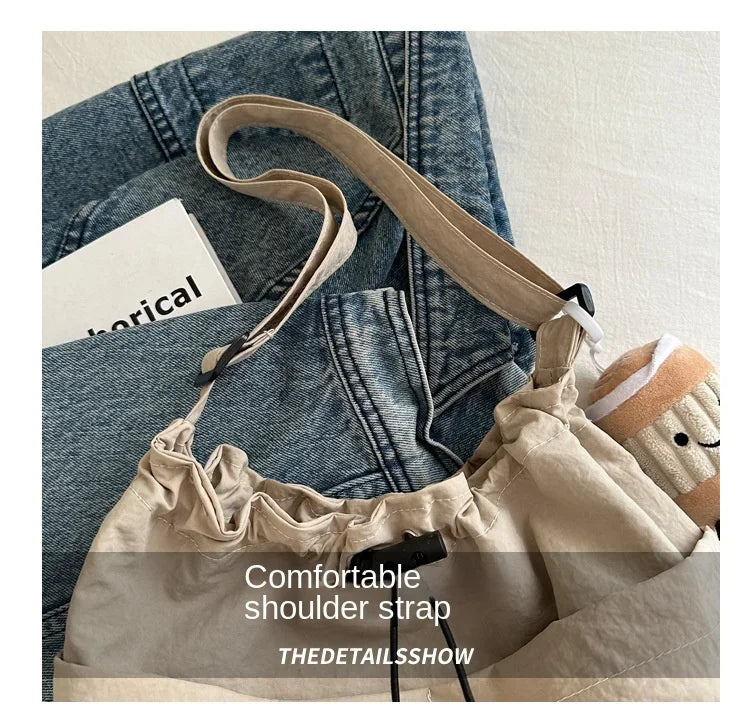 New Large Capacity Versatile Shoulder Bag for Women's Summer Popular Lightweight Shoulder Crossbody Bag Minimalist Tote Handbag