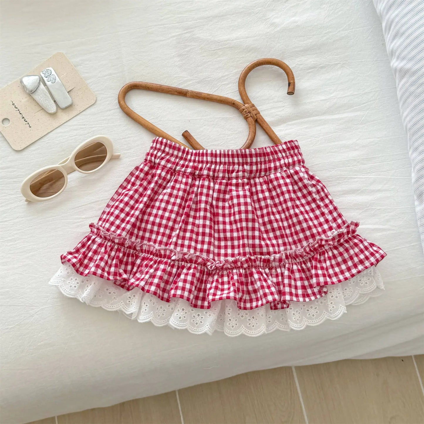Korean Childrens Girls Short Skirt Summer Stylish Beautiful Plaid Kids Girls Half Skirt Lace Ruched Toddler Girls Cake Skirts