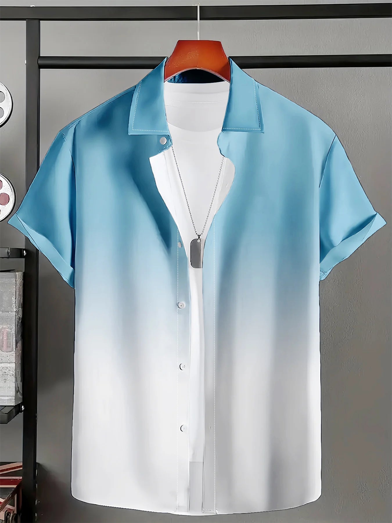 Summer Casual and Fresh Gradient Blue Printed Short-Sleeved Shirt, Suitable for Daily Casual.