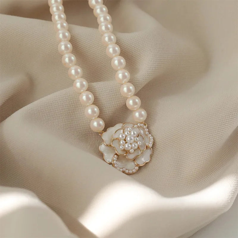 2025 New Women's Pearl Necklace Kpop Gold Color Beads Pendant Necklaces Goth Double Layer Chain Choker for Women Fashion Jewelry
