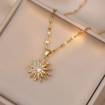Light Luxury Spin Zircon Flower Pendant Necklace for Women Gold Color Quality High Sense Chain Necklaces Party Jewelry Gifts