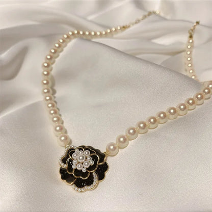 2025 New Women's Pearl Necklace Kpop Gold Color Beads Pendant Necklaces Goth Double Layer Chain Choker for Women Fashion Jewelry