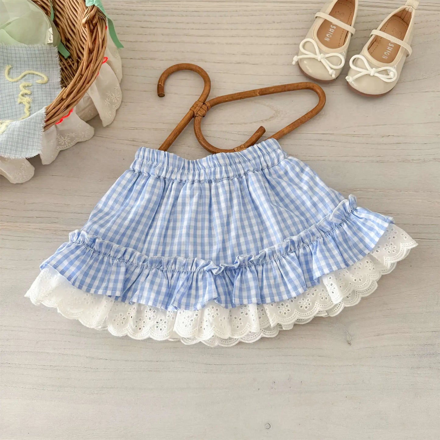 Korean Childrens Girls Short Skirt Summer Stylish Beautiful Plaid Kids Girls Half Skirt Lace Ruched Toddler Girls Cake Skirts